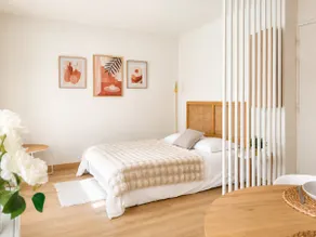 Studio lumineux • Gare RER Paris • Parking • Wifi - Image 2