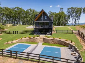 The Pickleball Lodge - Image 4