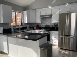 Tahoe Beach Trail Escape-Newly/Renovated/3beds - Image 3