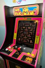 Spacious~Fun~85in TV~FT Camp~Pool~Arcade - Image 5