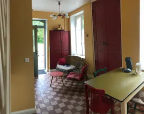 Small house, unusual place, old town hall - Image 2