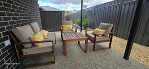 Albury, Charming Townhouse 2BR with Garden - Image 5