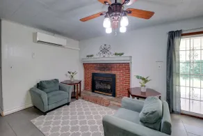 9 Mi to Water Park: Silver Creek Gem w/ Fireplace! - Image 2