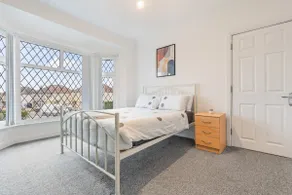 Awesome Coventry Home for Business Contractors and Suitable for families with Free Parking 14mins from NEC - Image 3