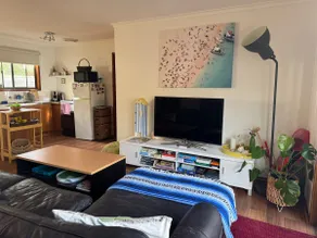 Fully Fenced 3BR Beach House + WiFi, Chromecast - Image 5