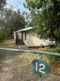 Fully Fenced 3BR Beach House + WiFi, Chromecast - Image 2