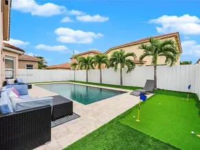 Elegant House close to the Keys! - Image 2