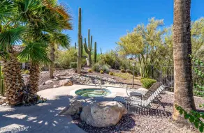 Beautiful Retreat in the Desert, 7 miles from UofA - Image 2