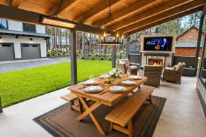 The Hangout @ Outpost+Fire Pit & Spa + 1PM In/Out - Image 4
