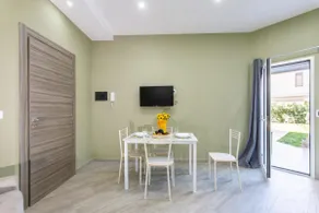 Casa Smeralda a 200m From The Sea - Happy Rentals - Image 4