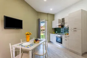 Casa Smeralda a 200m From The Sea - Happy Rentals - Image 5