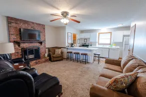 Cozy on Cassell - Image 2