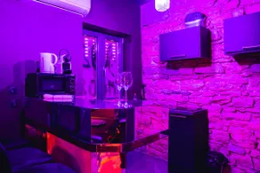 Love Room Claire - Whirlpool tub - Wi-Fi - Air conditioning - Image 3
