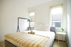Spacious New Apartment - Image 4