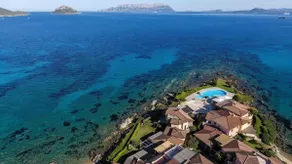 Seaside villa with a pool, 100m from the seaside - Image 4