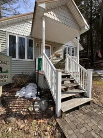 Charming Pocono Cottage - Image 5