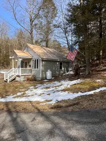 Charming Pocono Cottage - Image 3