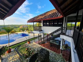 A property 15 minutes away from Parque del Café - Image 4