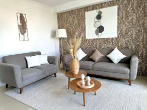 3 bedrooms. Wyndham and La Quadra Sector - Image 4