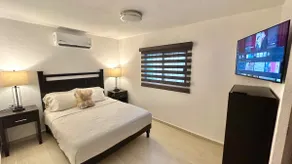2 queen bedrooms apartament, 10 min. from airport. - Image 5