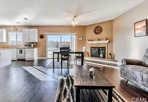 Elegant 3000 Sq Ft Home: 4 Bedrooms of Pure Bliss - Image 4