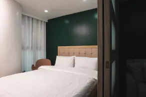 New Cozy Condo - City Center! - Image 5