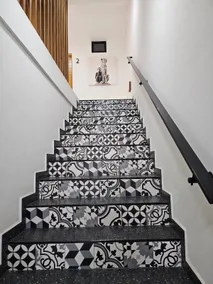 Centrally located, new and safe apartment. - Image 3