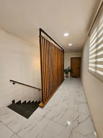 Centrally located, new and safe apartment. - Image 5