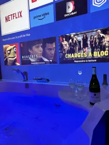 Jacuzzi & Cinema - In the Heart of Old Hyères - Image 3