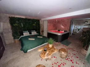 Love room - Image 3