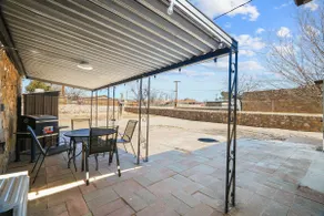 Newly renovated 3bed 2 bath boho style house - Image 4