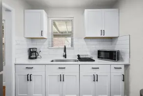 Newly renovated 3bed 2 bath boho style house - Image 5