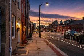 Home near Natl. Aquarium, Stadium, Johns Hopkins - Image 2