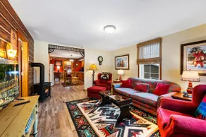 Pinecone Haven - Image 2