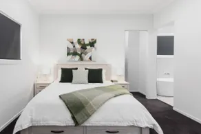 South Beach Escape: Sensational Shell Cove Living - Image 5