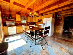 Premium Lakefront Log Cabin ~ORV - Image 5