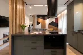 Modern, quiet penthouse with free parking - Image 2
