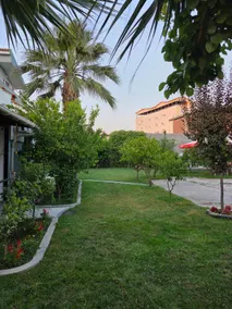 Green Villa, Garden View (11 people group) - Image 3