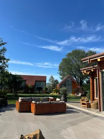 Beautiful House - Image 4