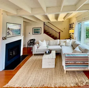The Blue Door Beach Cottage: 4 BDRM/2 Bath/Large Yard, Dog Friendly - Image 3