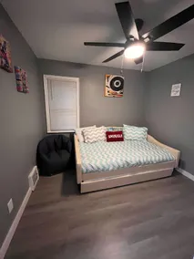 Beautiful 3BR Home - Image 5