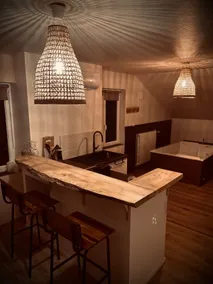 Suite with spa - Image 2