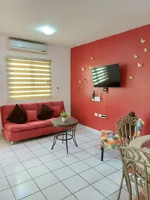 Golden Grassland House - Image 5