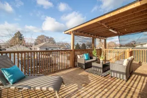 3 bdr upper, prime location - Image 5