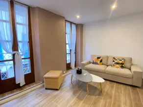 T2 heart of the city + Air conditioning + Wifi + 2 min to the beaches - Image 4