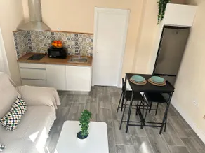 Lola Flores's Little Apartment - Image 5