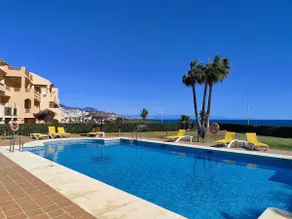 Beachfront at ”La Joya” - Image 4