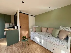 Cozy & independent haven • 2 min from Château La Coste - Image 4