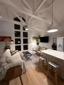 The Leafy Lodge- Pets ok - Image 2