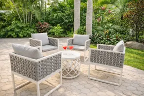 Private tropical oasis pool & fully fenced garden - Image 3